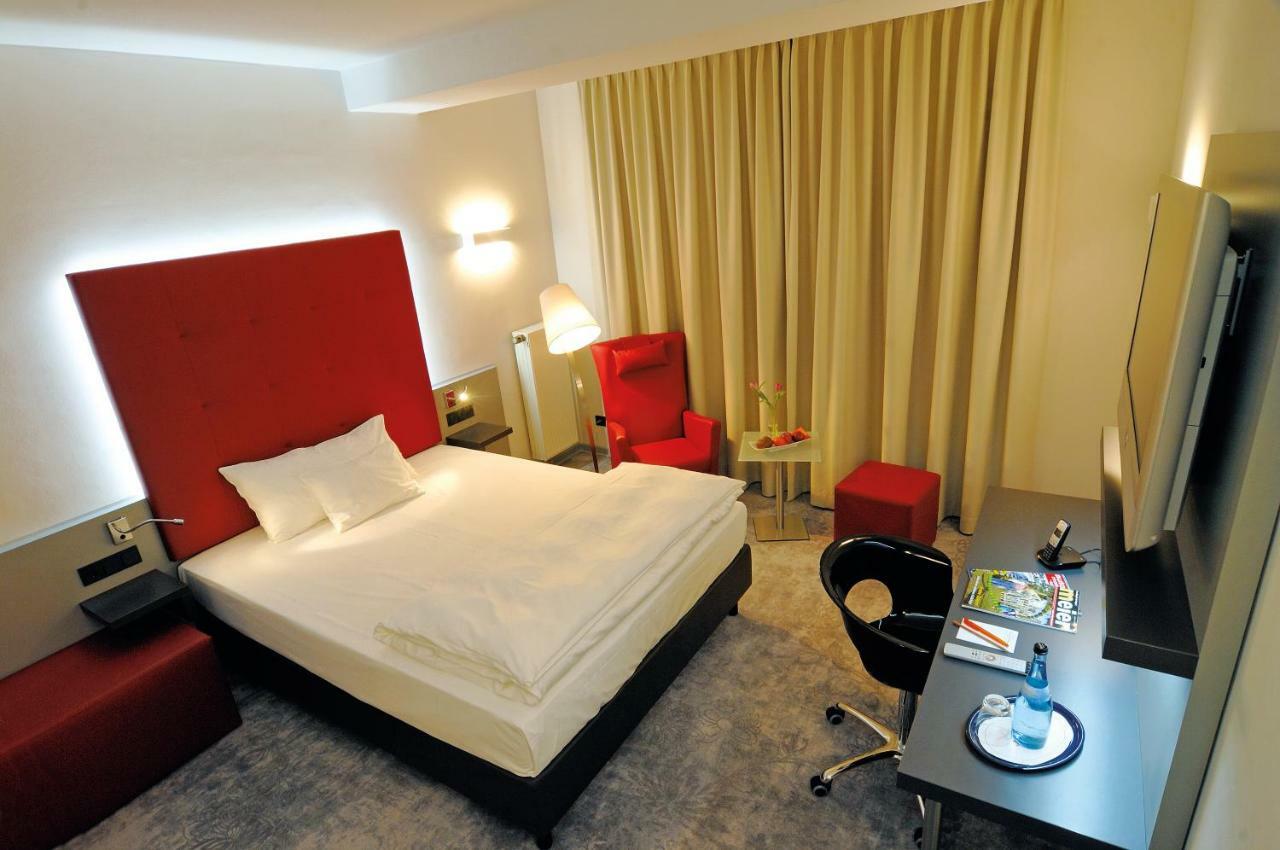 Hotel Gasthof Raab Σβάμπαχ Εξωτερικό φωτογραφία