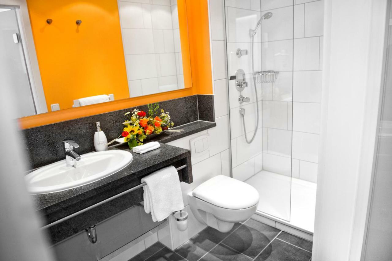 Hotel Gasthof Raab Σβάμπαχ Εξωτερικό φωτογραφία